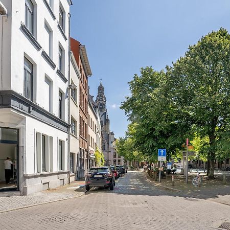 Light Modern Apartment In The Heart Of Amberes Exterior foto
